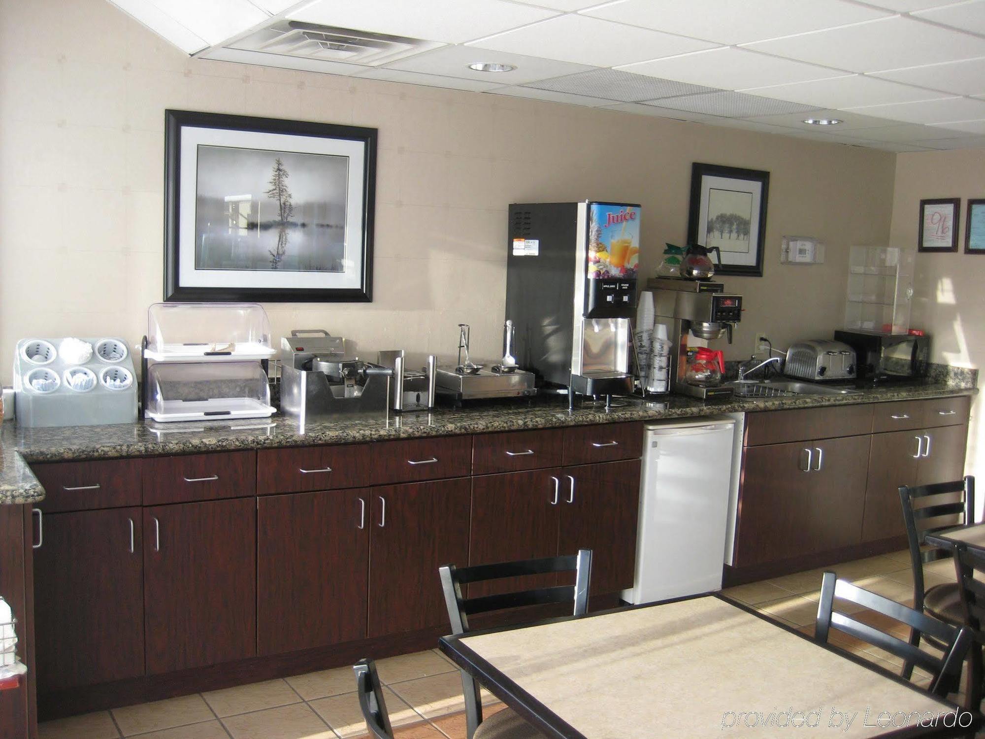 Quality Inn Montgomery South Hope Hull Exterior photo